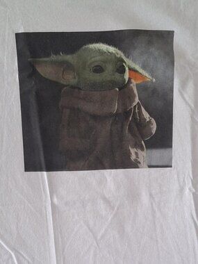 T Shirt Star Wars Mandalorian Baby Yoda Mad Engine Cotton Adult Size L Large